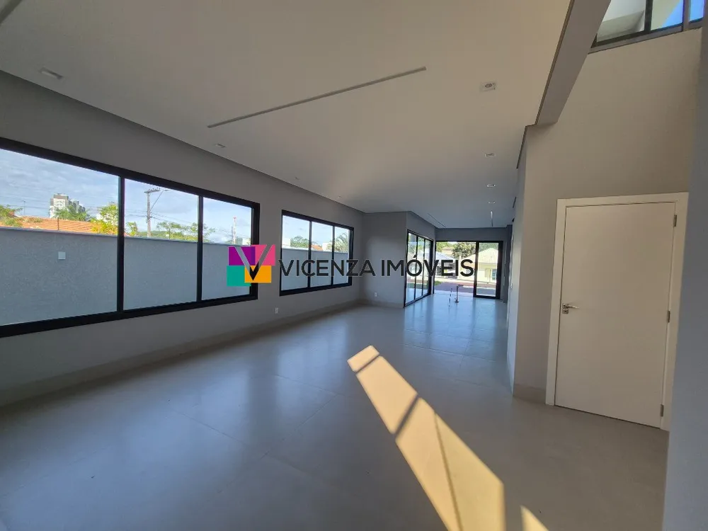 Casa, 3 quartos, 304 m² - Foto 6