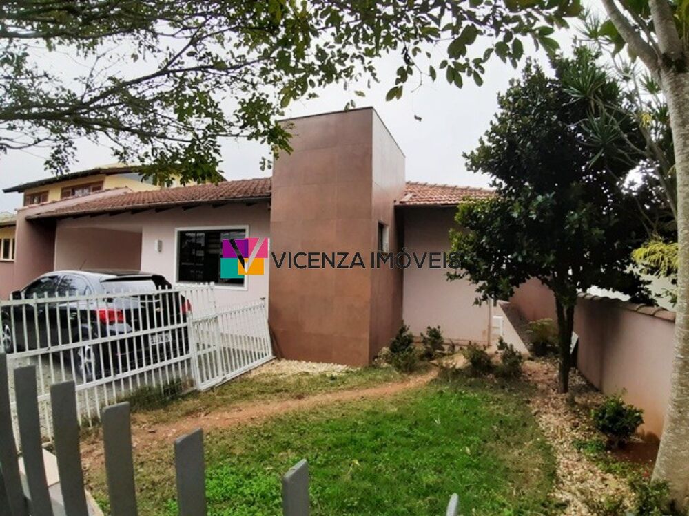 Casa, 4 quartos, 140 m² - Foto 1