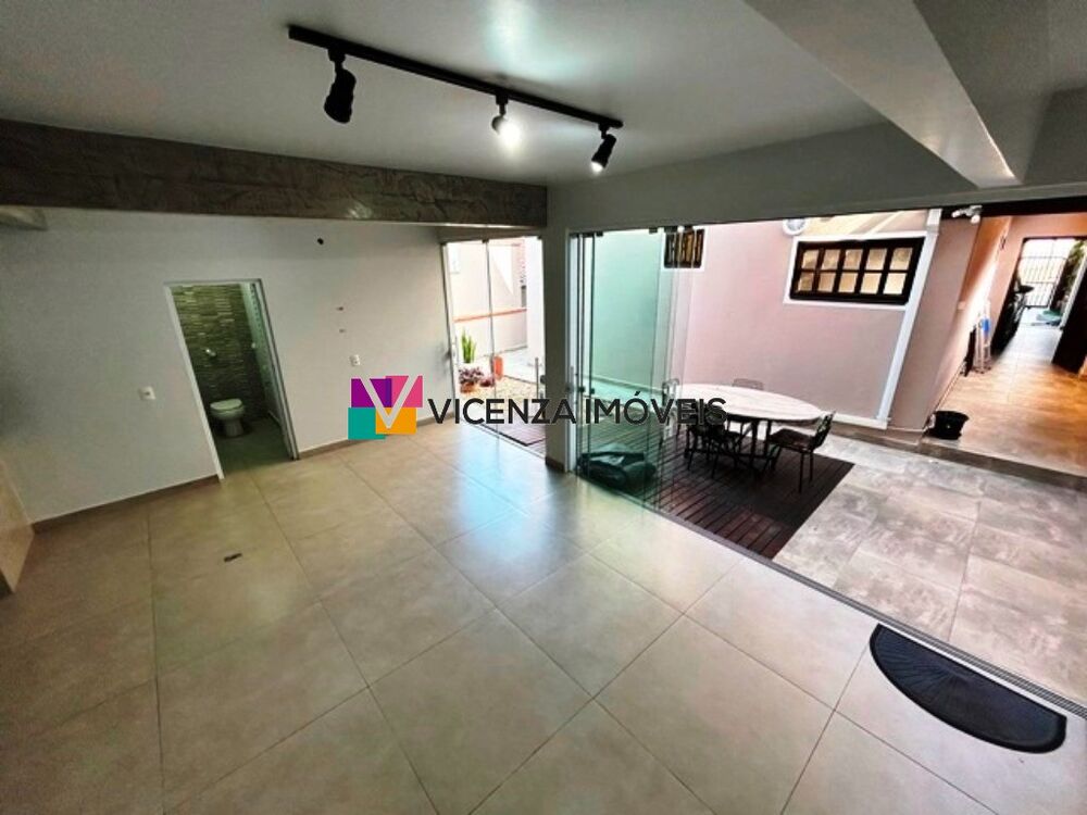 Casa, 3 quartos, 245 m² - Foto 22