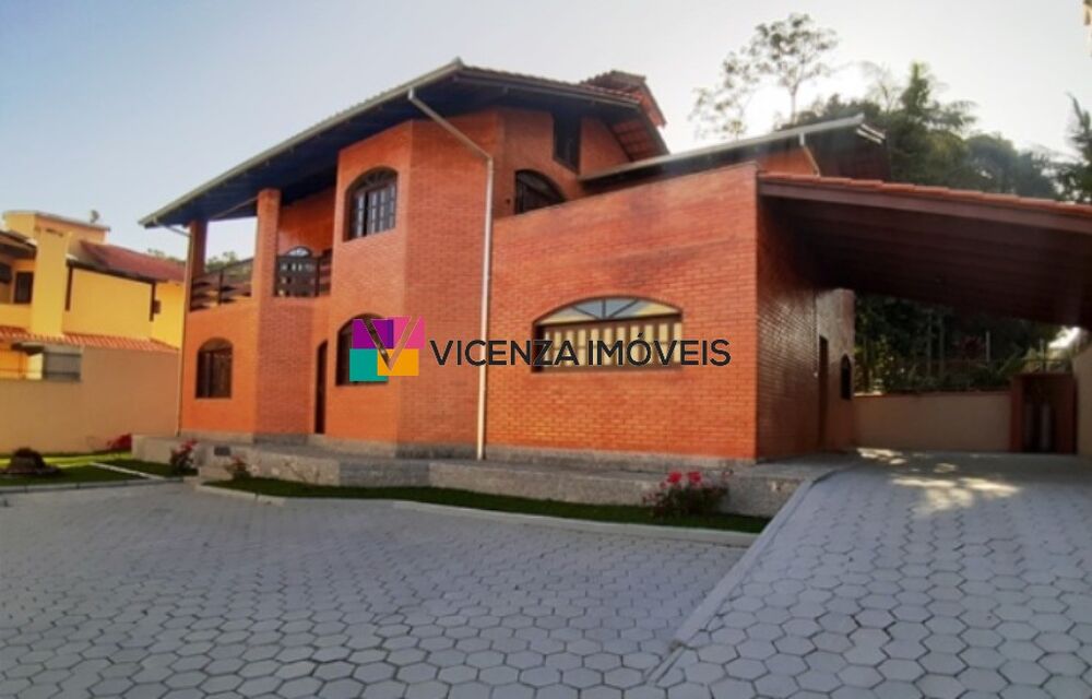 Casa, 5 quartos, 285 m² - Foto 1