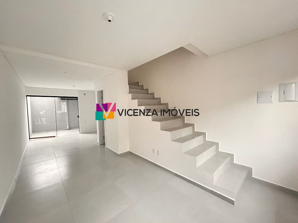 Casa, 2 quartos, 70 m² - Foto 1