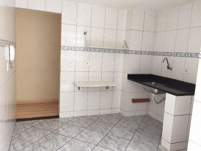 Apartamento à venda com 2 quartos, 60m² - Foto 4