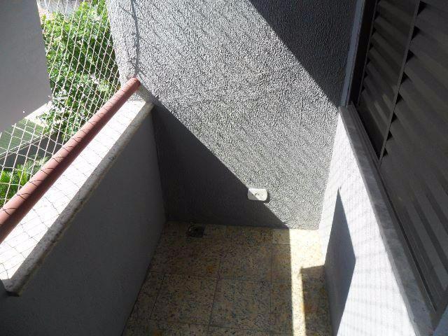 Apartamento à venda com 2 quartos, 60m² - Foto 11