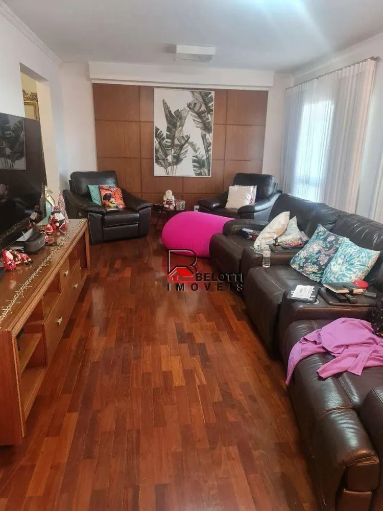 Apartamento, 4 quartos, 208 m² - Foto 1