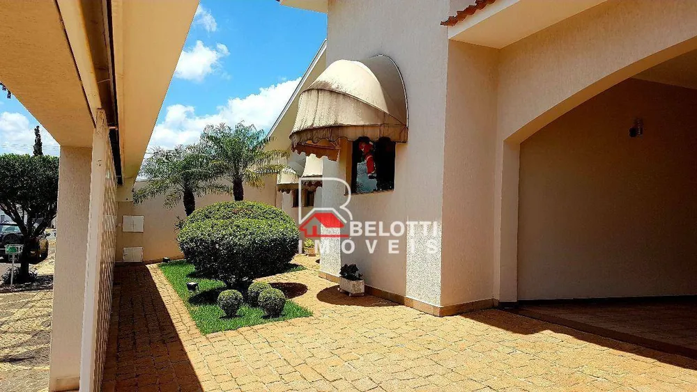 Casa, 3 quartos, 334 m² - Foto 2