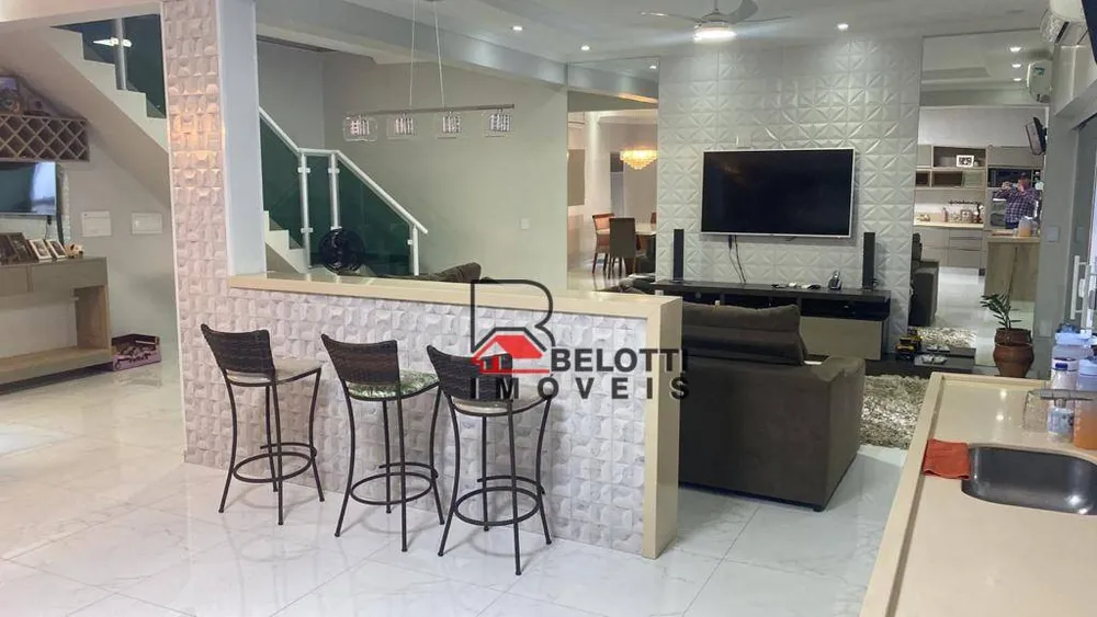 Casa, 3 quartos, 275 m² - Foto 2