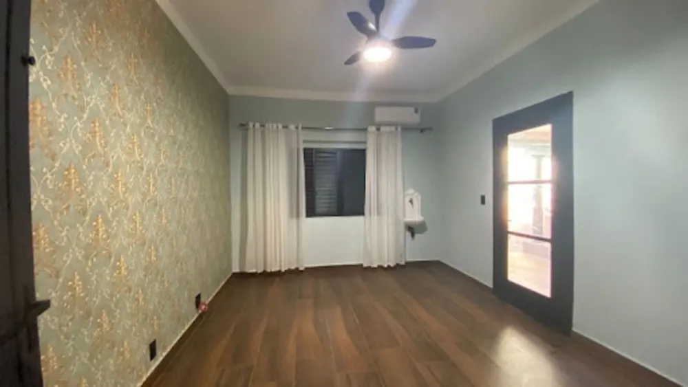 Casa, 3 quartos, 201 m² - Foto 2