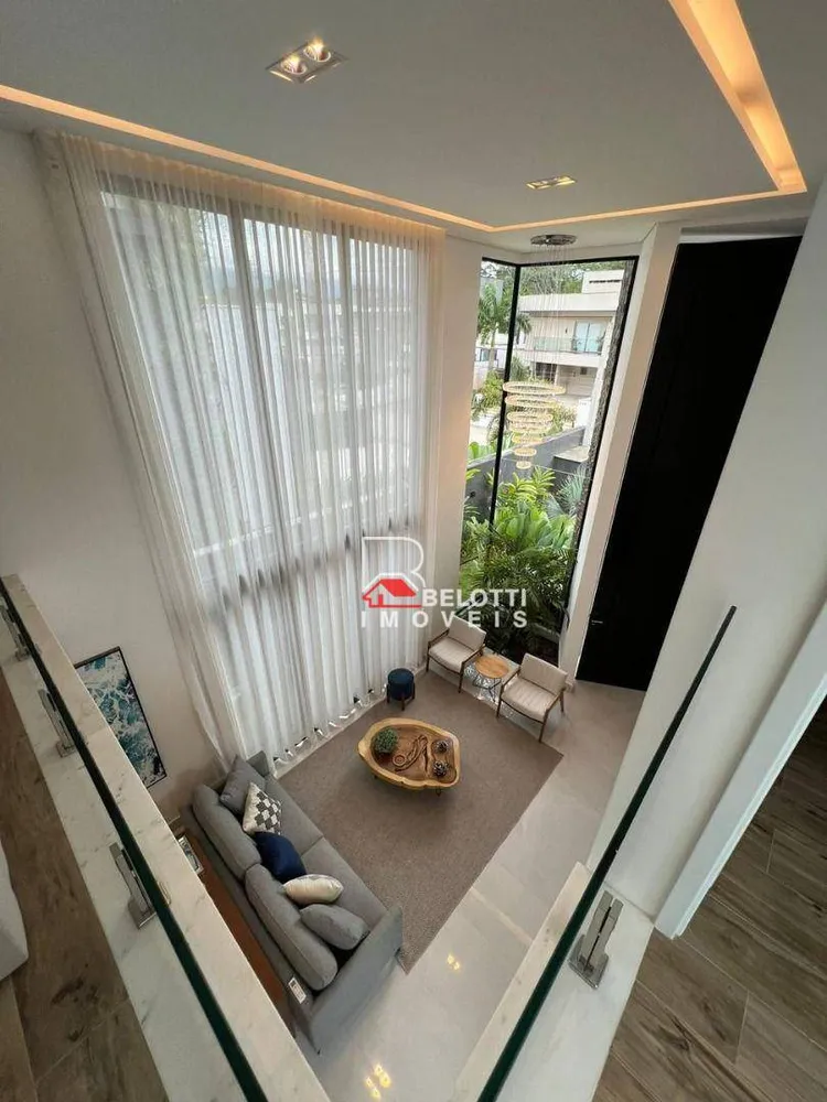 Casa, 5 quartos, 335 m² - Foto 2