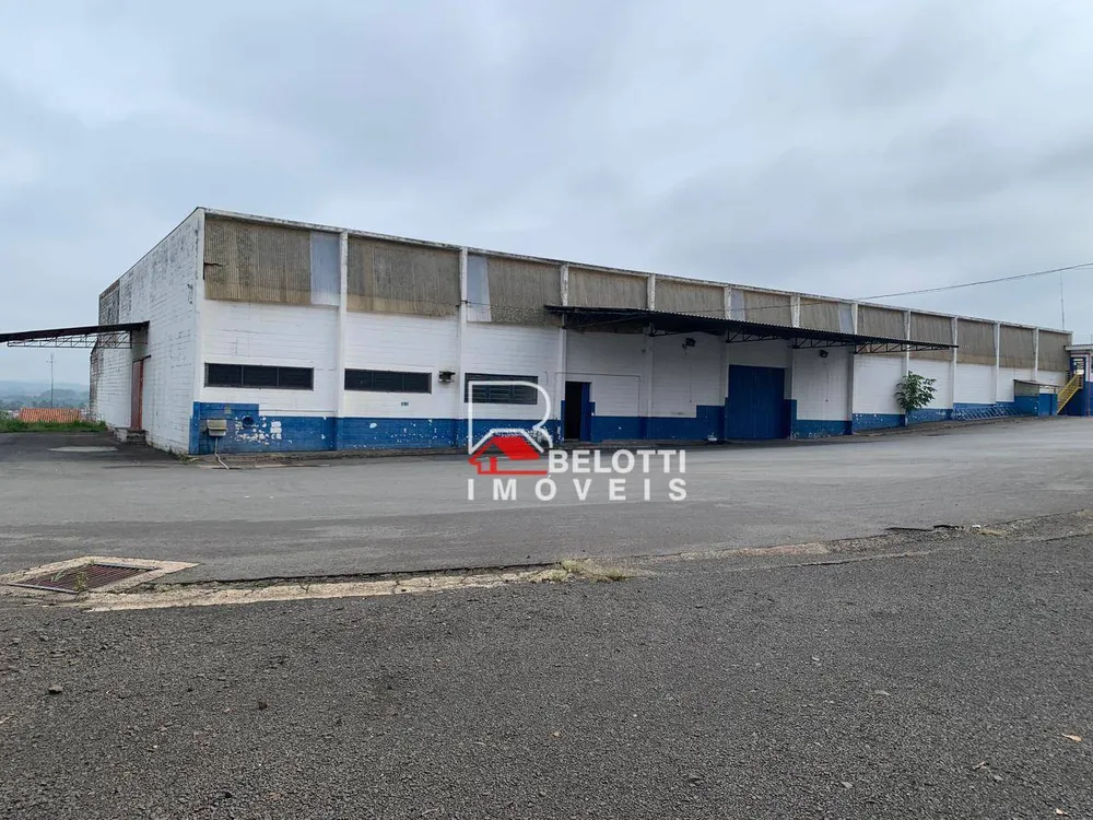 Depósito-Galpão, 2600 m² - Foto 1