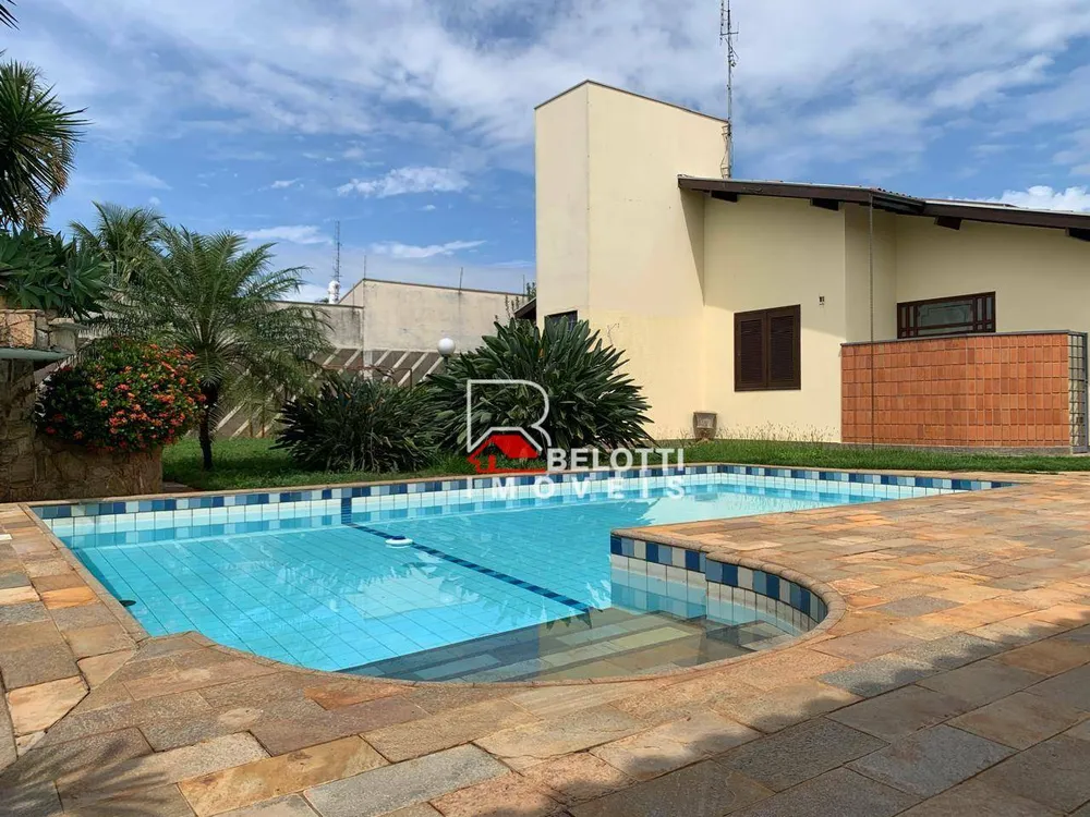 Casa, 3 quartos, 670 m² - Foto 1