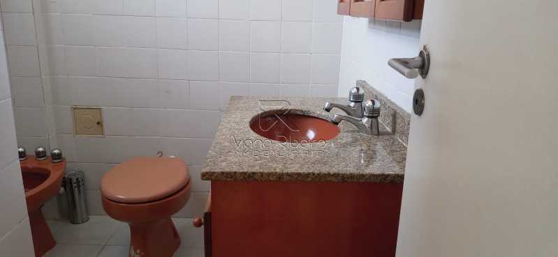 Apartamento à venda com 2 quartos, 70m² - Foto 24