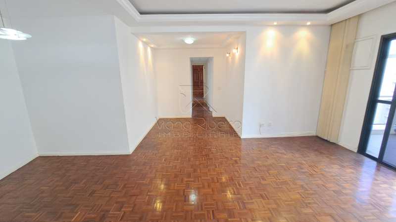 Apartamento à venda com 3 quartos, 119m² - Foto 18