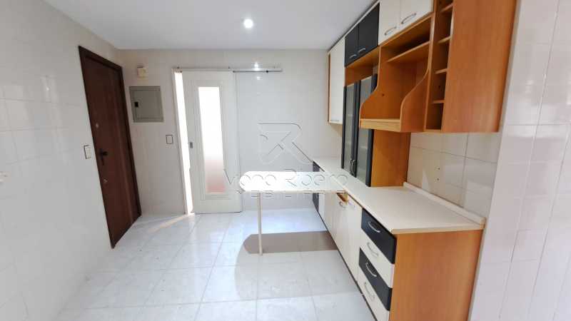 Apartamento à venda com 3 quartos, 119m² - Foto 26