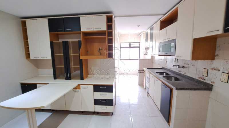 Apartamento à venda com 3 quartos, 119m² - Foto 19