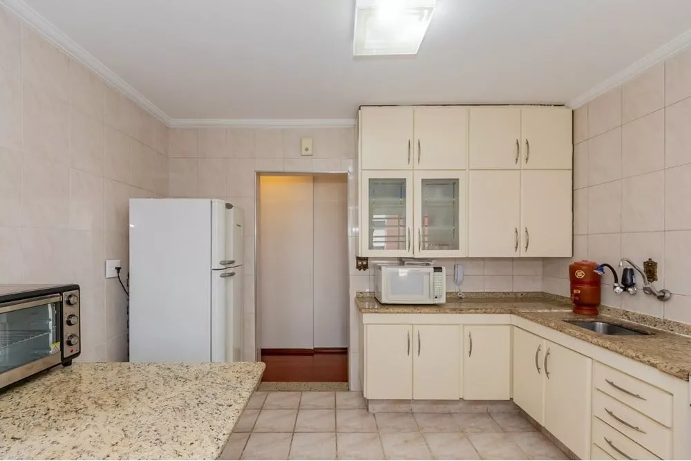 Apartamento à venda com 2 quartos, 80m² - Foto 3