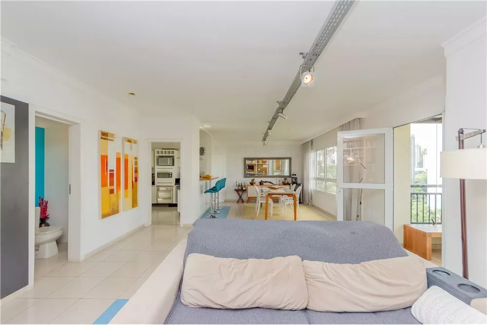 Apartamento à venda com 3 quartos, 129m² - Foto 3