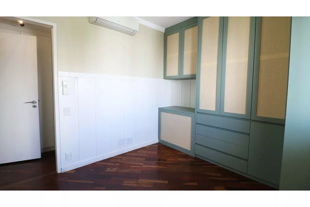 Apartamento à venda com 4 quartos, 191m² - Foto 7