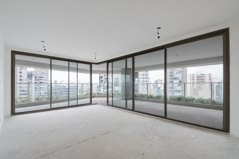 Apartamento, 3 quartos, 221 m² - Foto 1