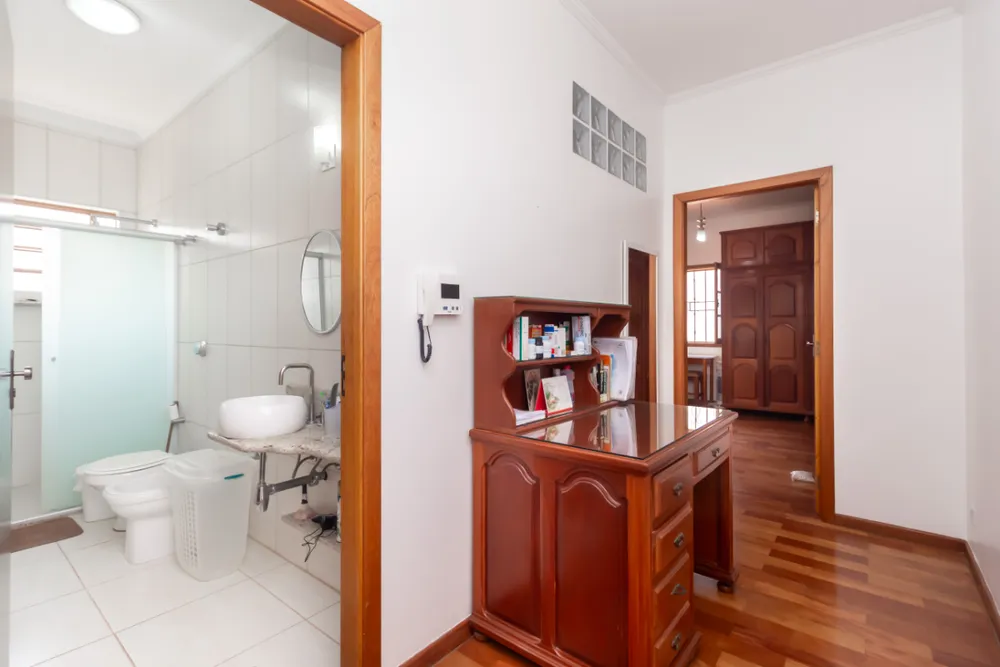 Casa, 3 quartos, 221 m² - Foto 2
