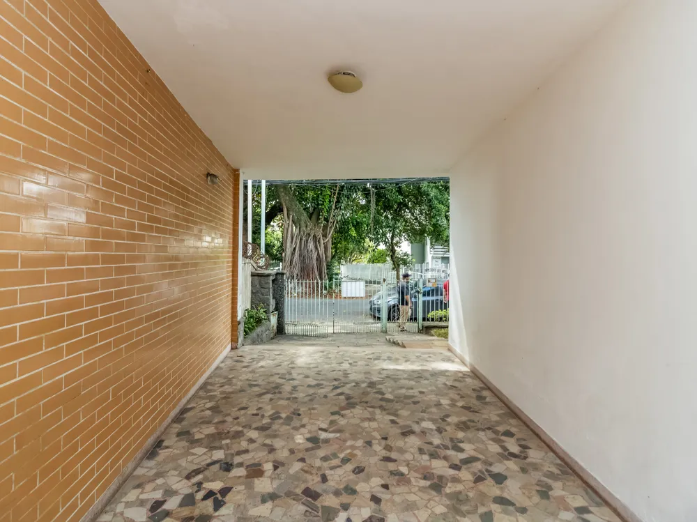 Casa, 6 quartos, 132 m² - Foto 3