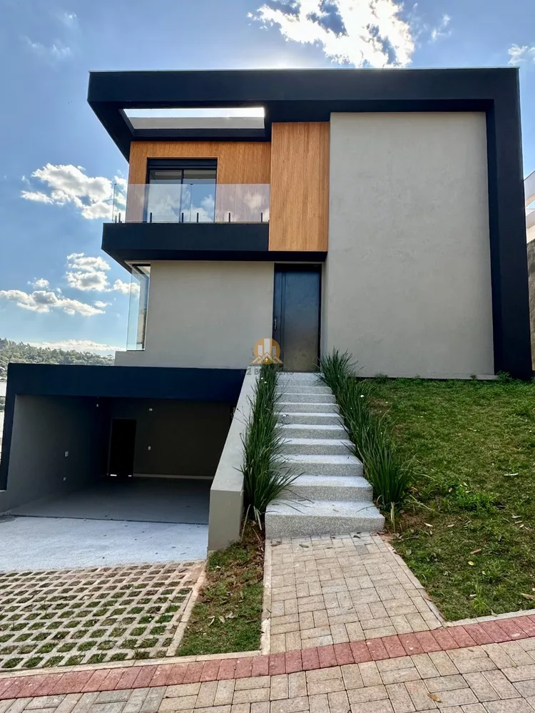 Casa de Condomínio à venda com 4 quartos, 410m² - Foto 1