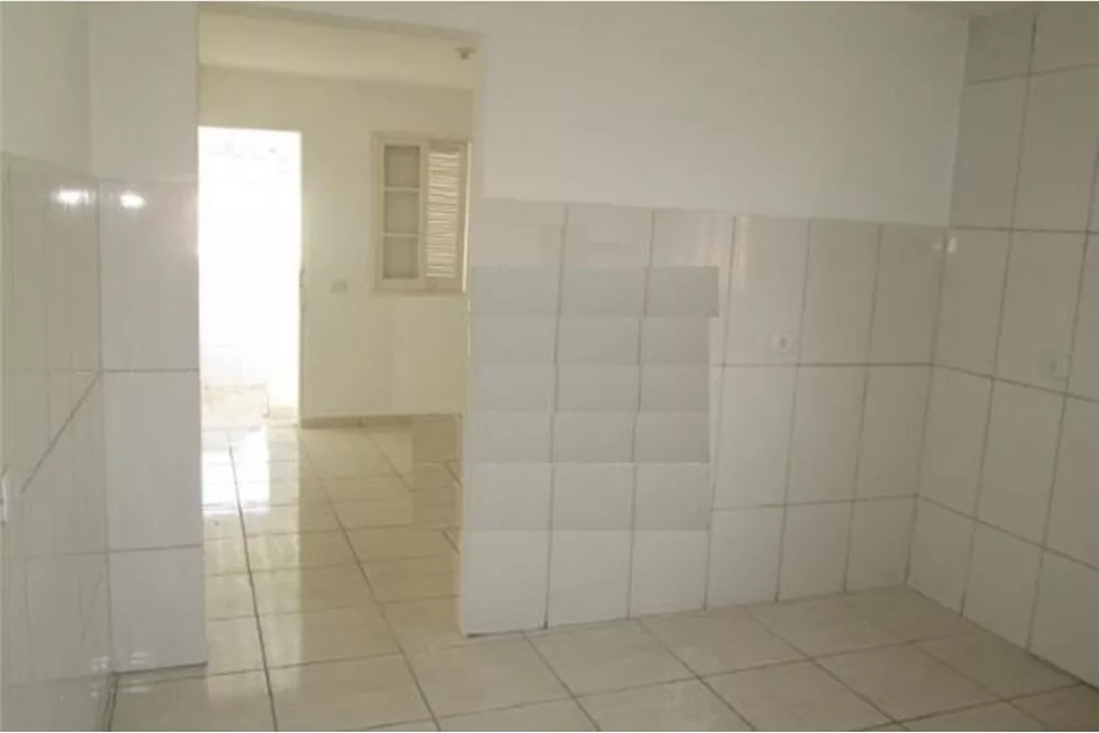 Casa à venda com 3 quartos - Foto 4