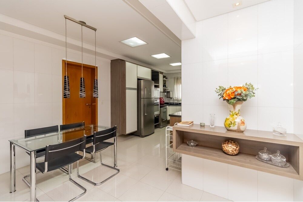 Apartamento à venda com 4 quartos, 263m² - Foto 2