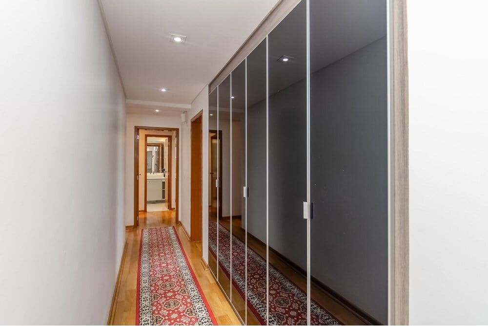 Apartamento à venda com 4 quartos, 263m² - Foto 1