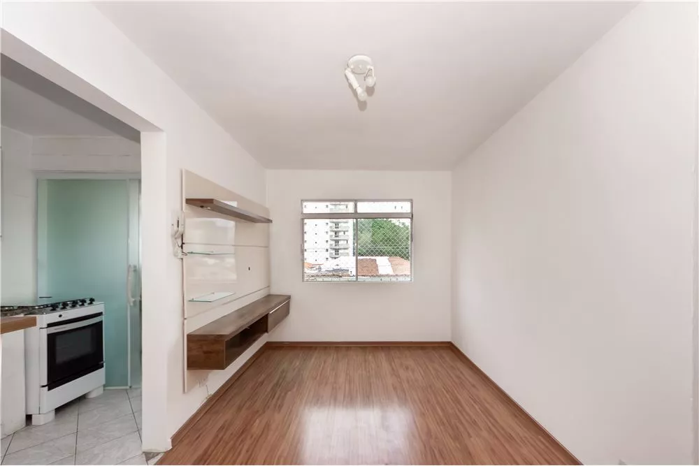 Apartamento à venda com 2 quartos, 70m² - Foto 1