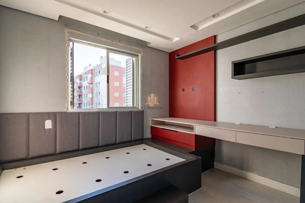 Apartamento à venda com 3 quartos, 122m² - Foto 3