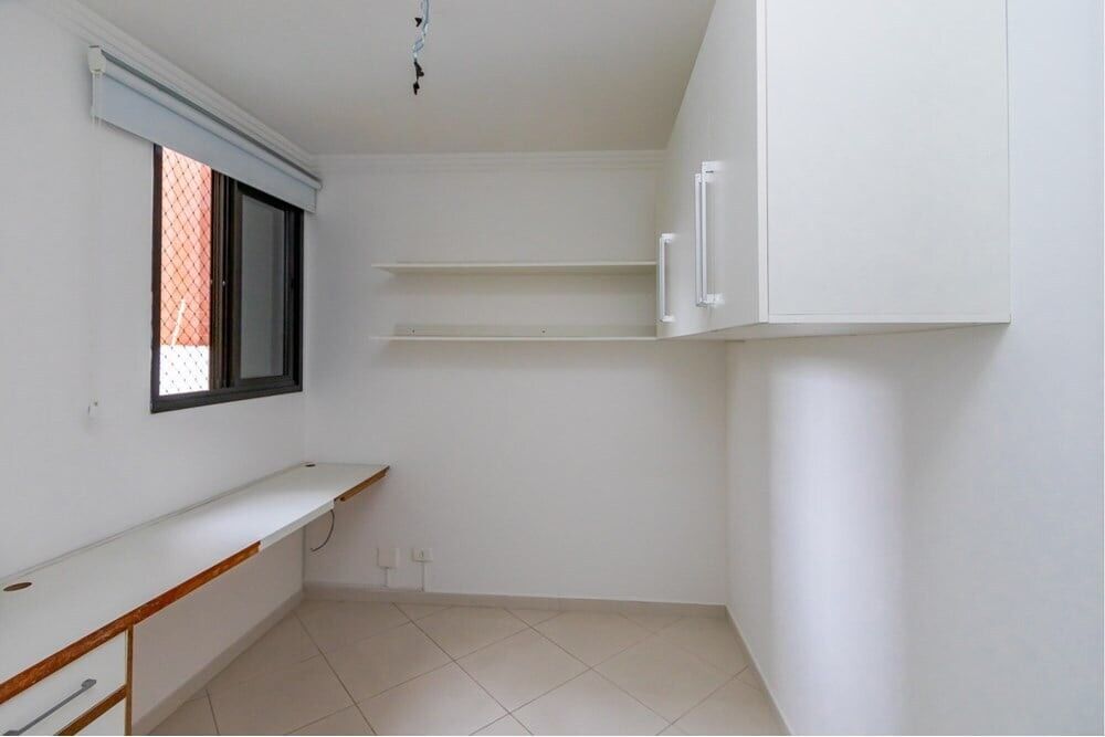 Apartamento à venda com 3 quartos, 92m² - Foto 2