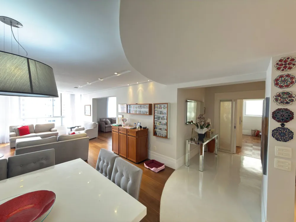 Apartamento, 3 quartos, 190 m² - Foto 1