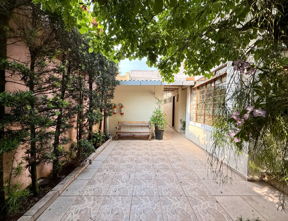 Casa, 10 quartos, 187 m² - Foto 1