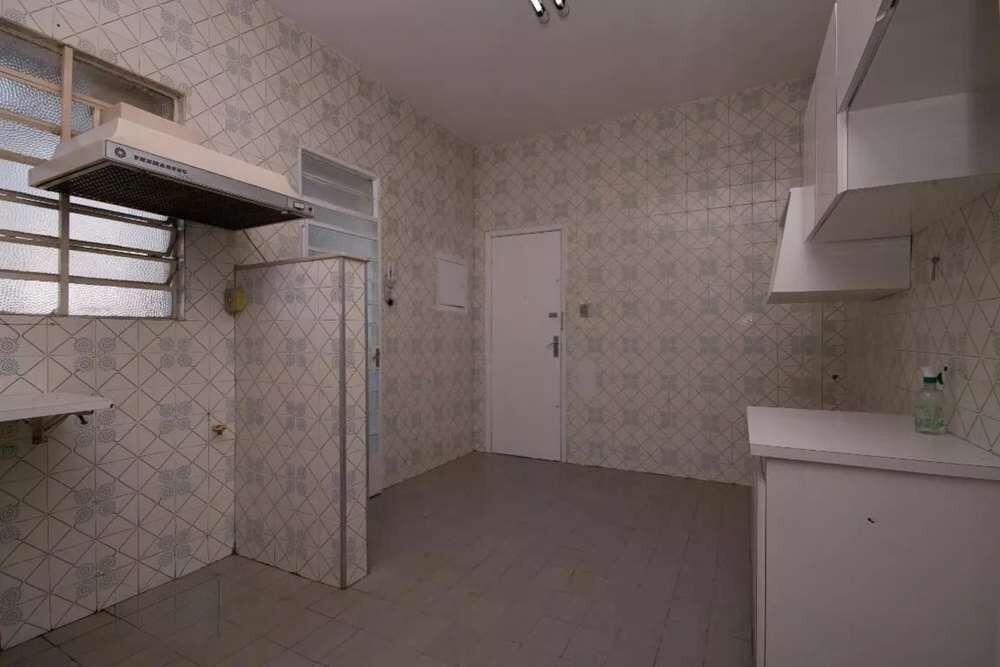 Apartamento à venda com 3 quartos, 143m² - Foto 3