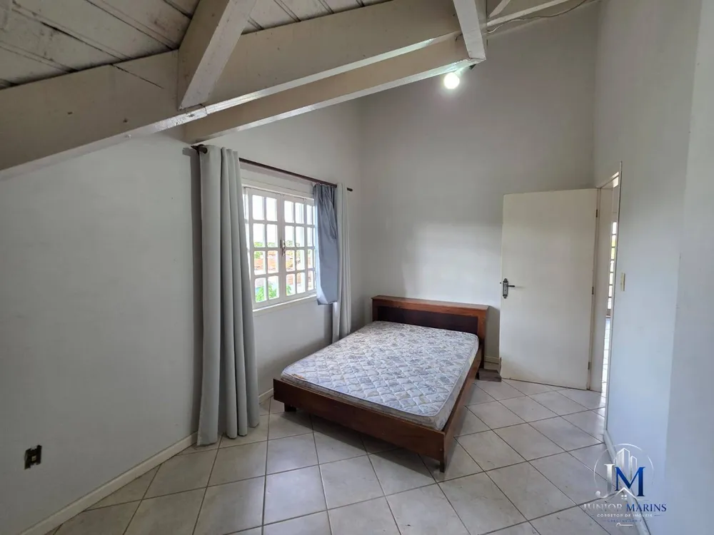 Casa, 6 quartos, 240 m² - Foto 11