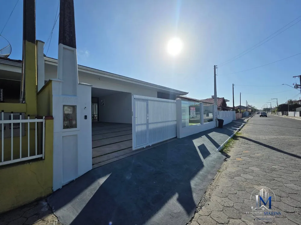 Casa, 3 quartos, 200 m² - Foto 2