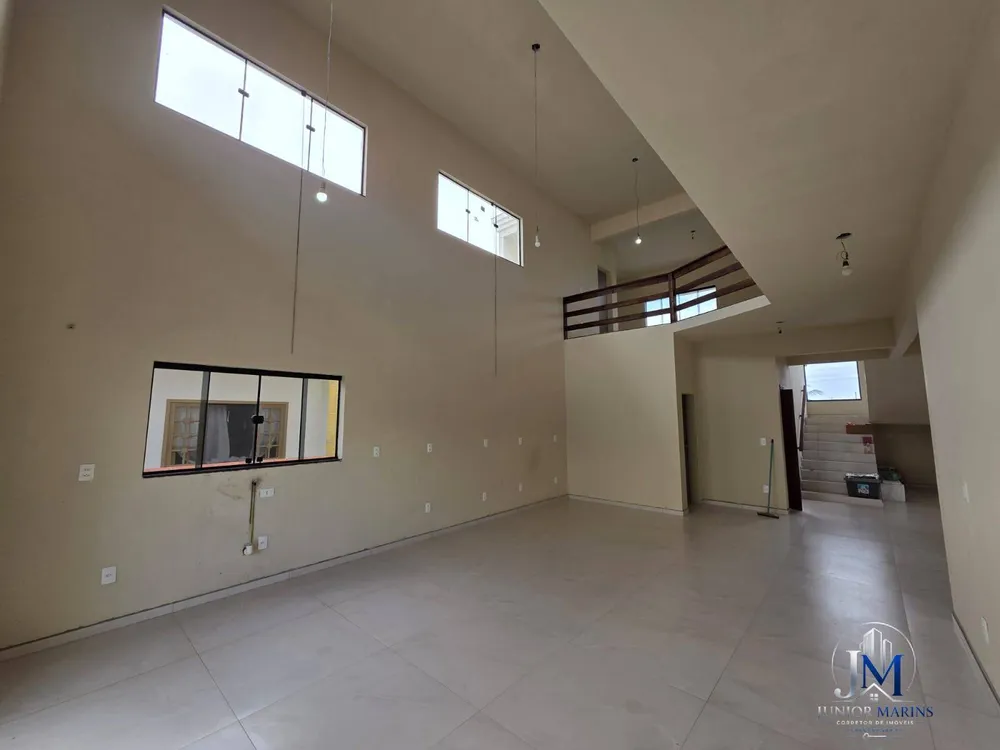 Casa, 3 quartos, 245 m² - Foto 4