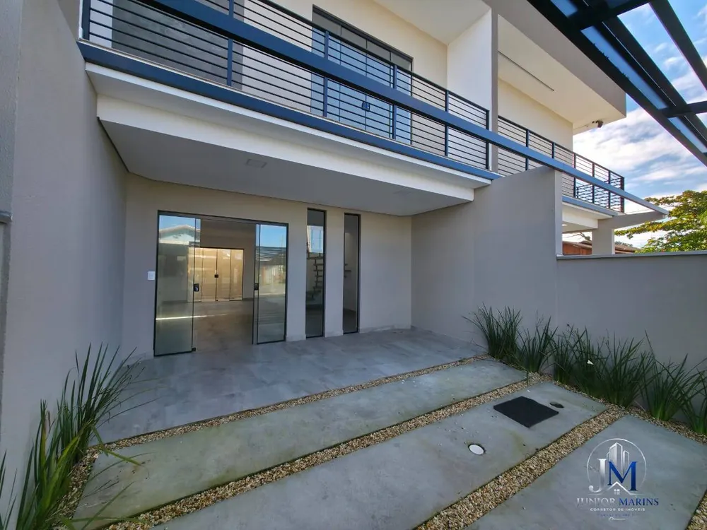 Casa, 3 quartos, 97 m² - Foto 2