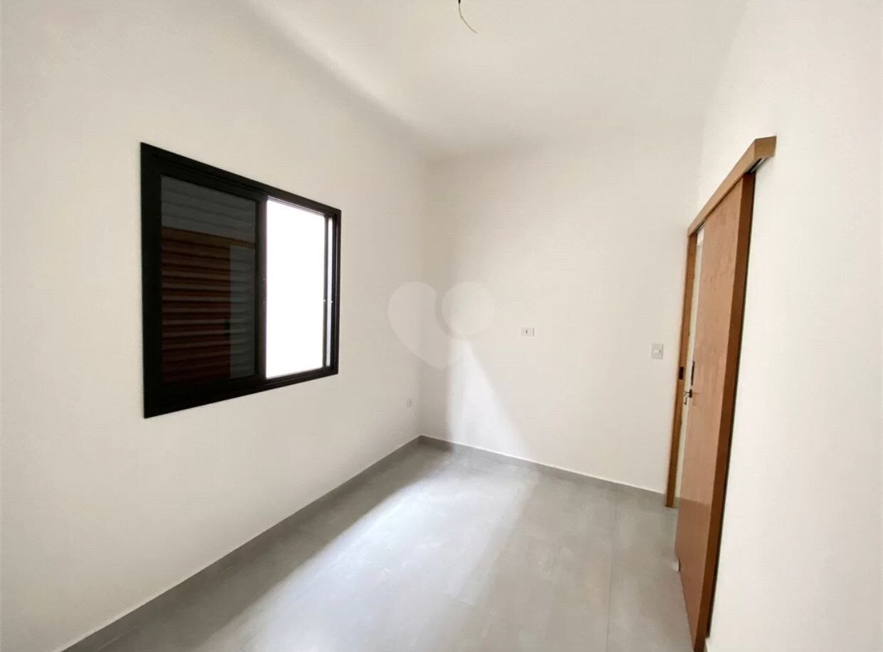 Casa à venda com 2 quartos, 60m² - Foto 12