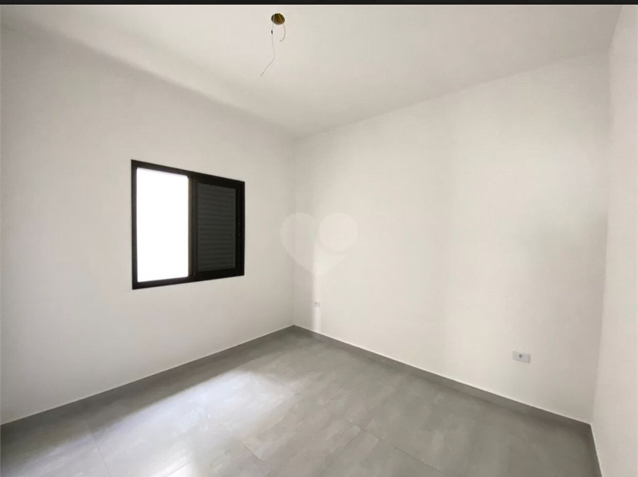 Casa à venda com 2 quartos, 60m² - Foto 14