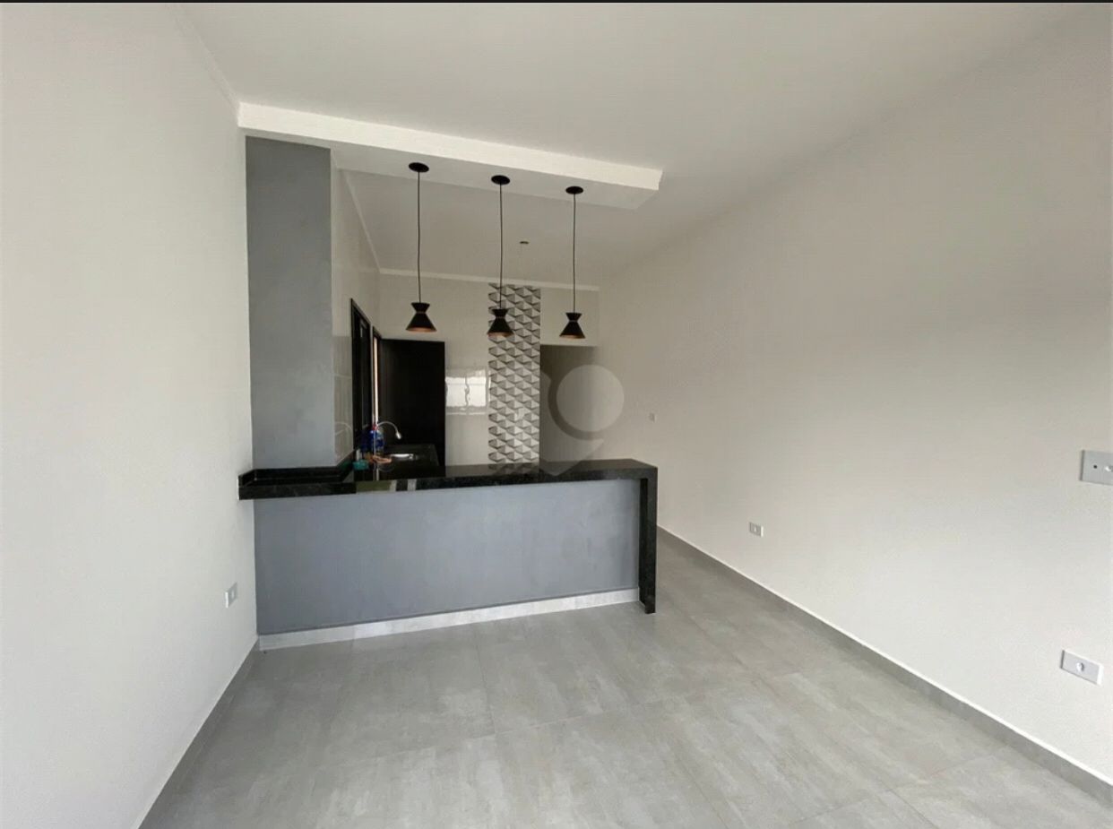 Casa à venda com 2 quartos, 60m² - Foto 5