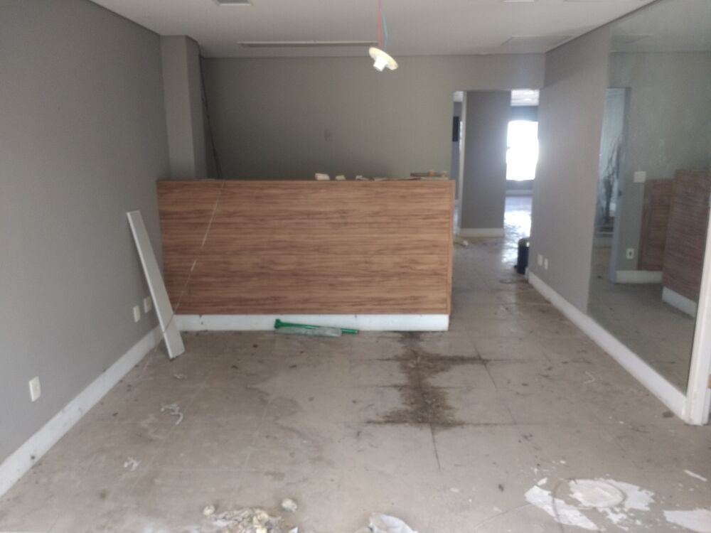 Casa Comercial à venda, 334m² - Foto 2