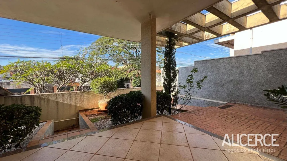 Casa, 3 quartos, 264 m² - Foto 2