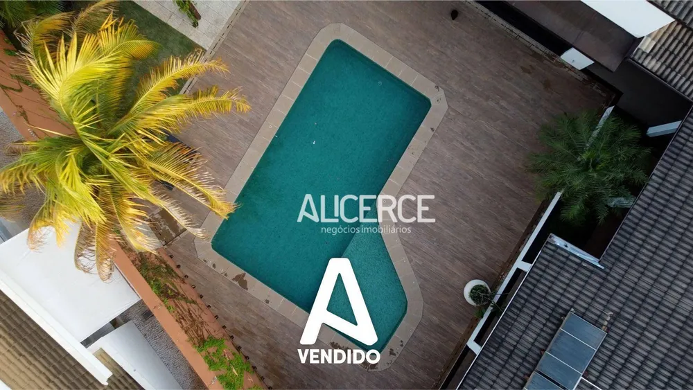 Casa, 3 quartos, 452 m² - Foto 1