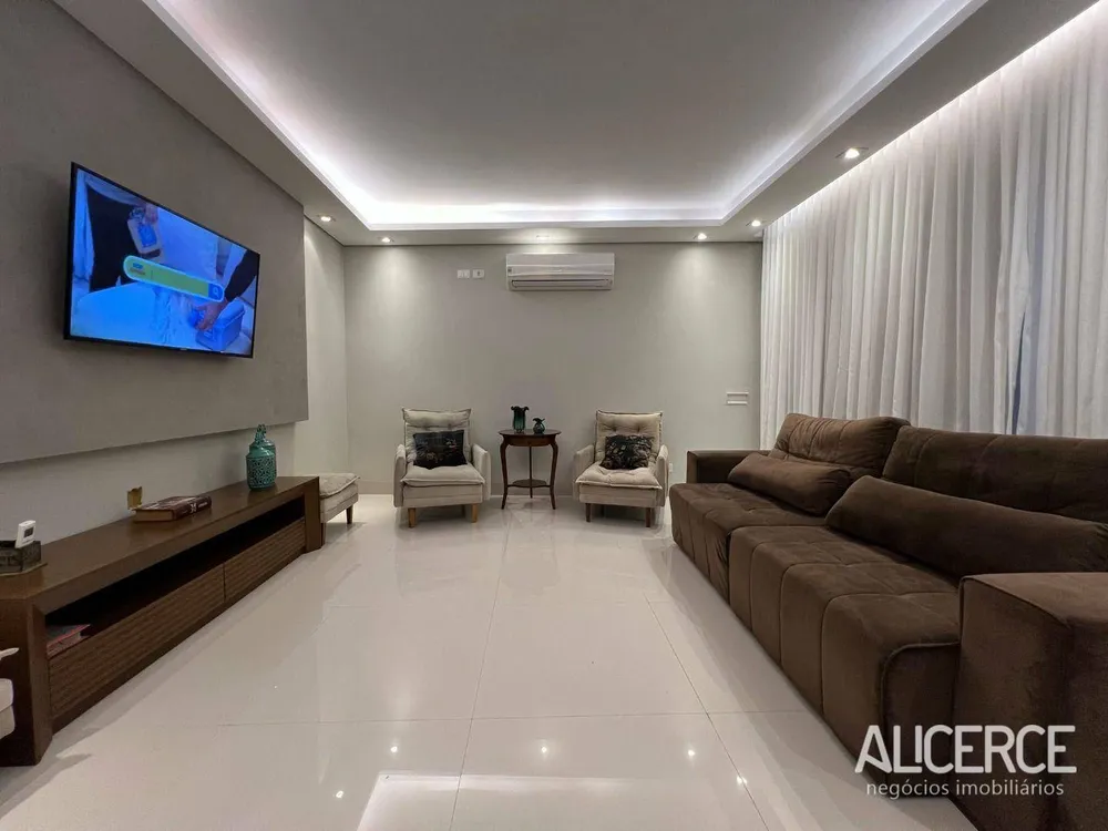Casa, 3 quartos, 200 m² - Foto 4