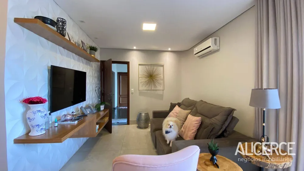 Apartamento, 3 quartos, 110 m² - Foto 1