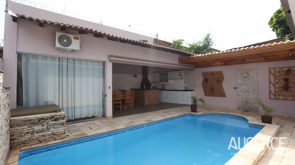Casa, 3 quartos, 175 m² - Foto 2