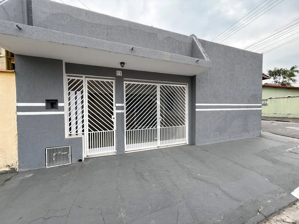 Casa, 4 quartos, 135 m² - Foto 1