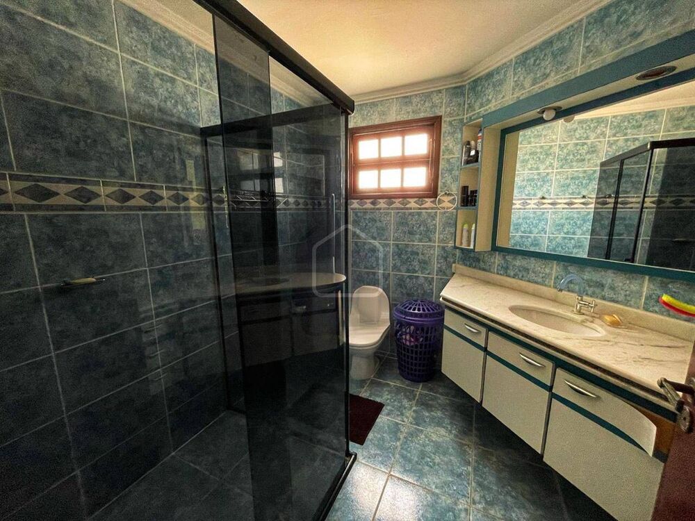 Casa à venda com 3 quartos, 276m² - Foto 3