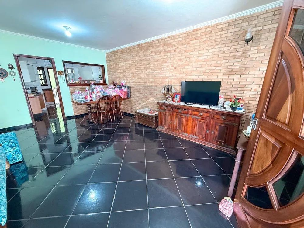 Casa, 4 quartos, 237 m² - Foto 8